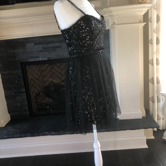 NWT French Connections Size 2 Black Sequin and Tulle Mini Party Dress - Picture 5 of 15